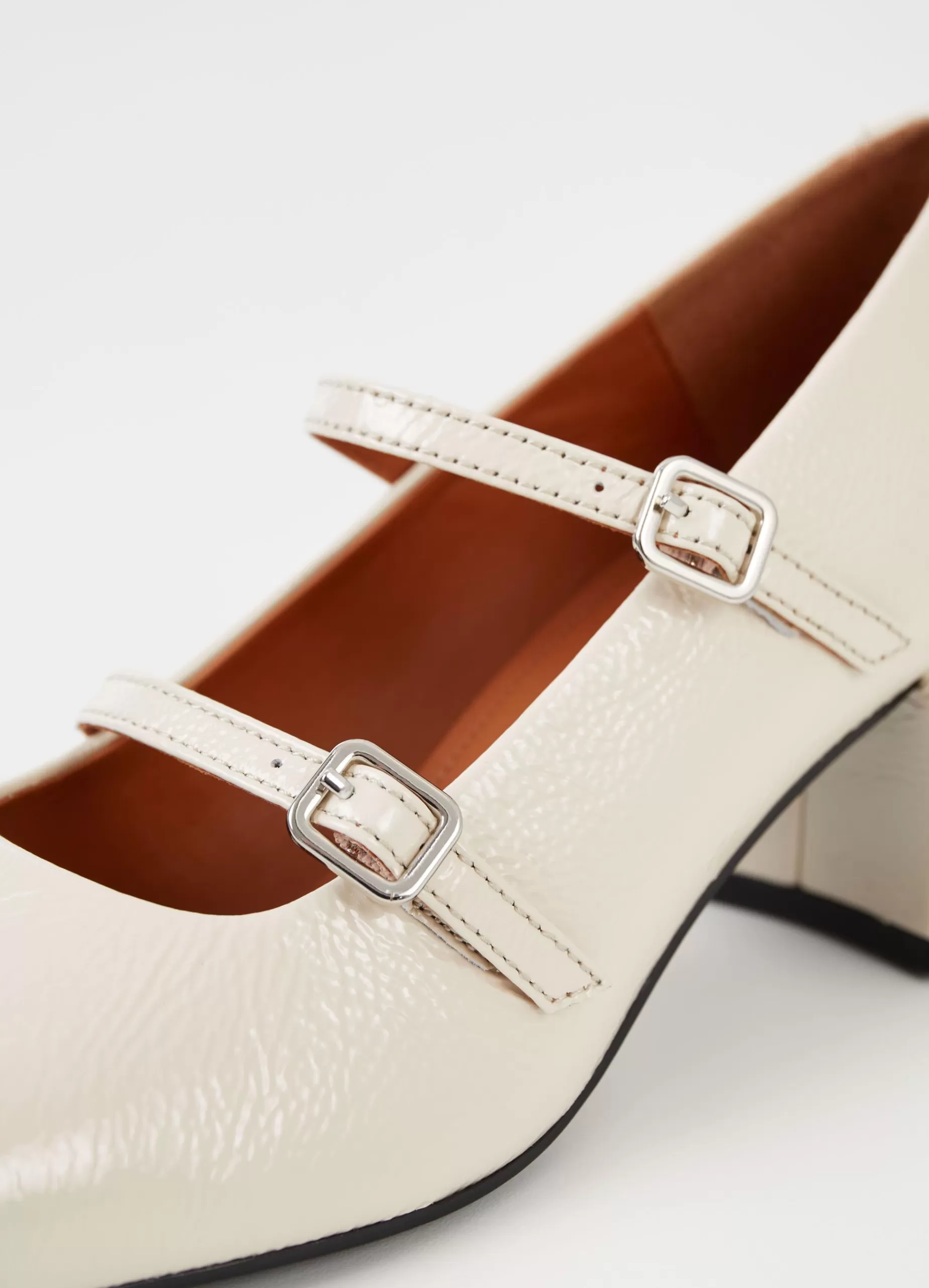 Vagabond ADISON PUMPS