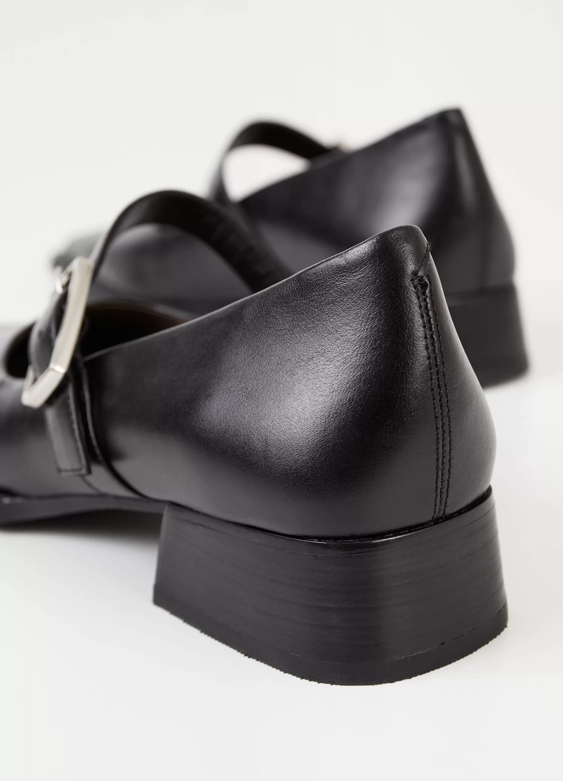 Vagabond EIDA PUMPS